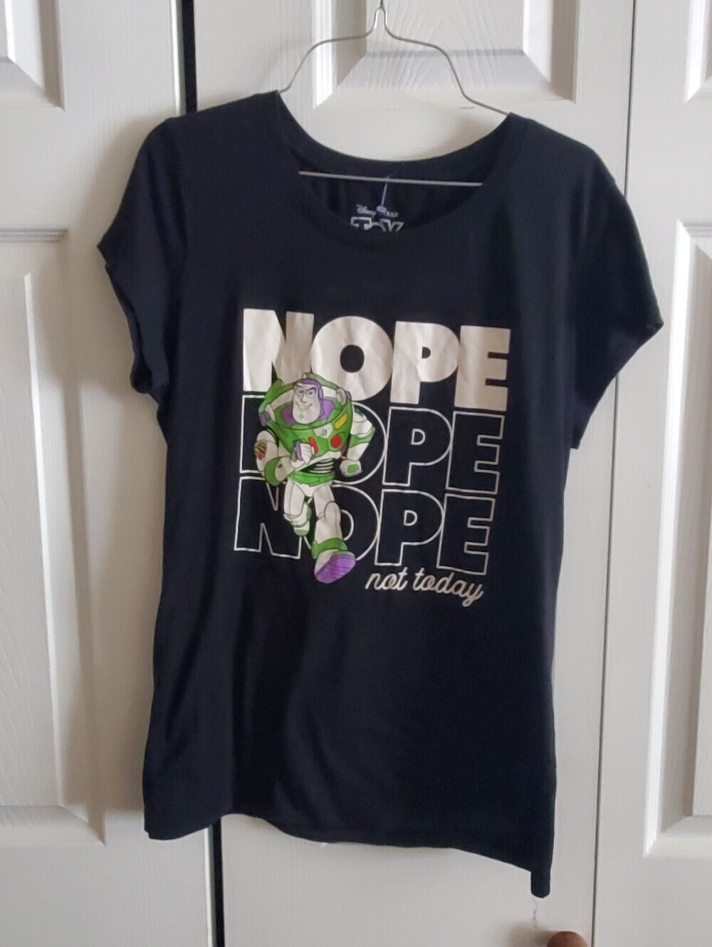 Disney Pixar Buzz lighttear Toy Story Black Tshirt XL(15/17).